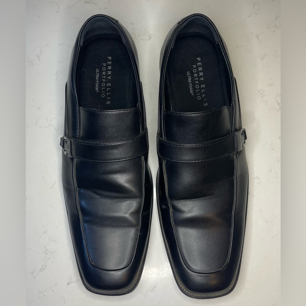 Perry Ellis Leather Loafers